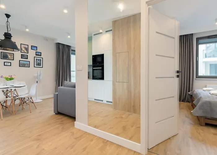 Garden Gates Apartments By Noclegi Renters